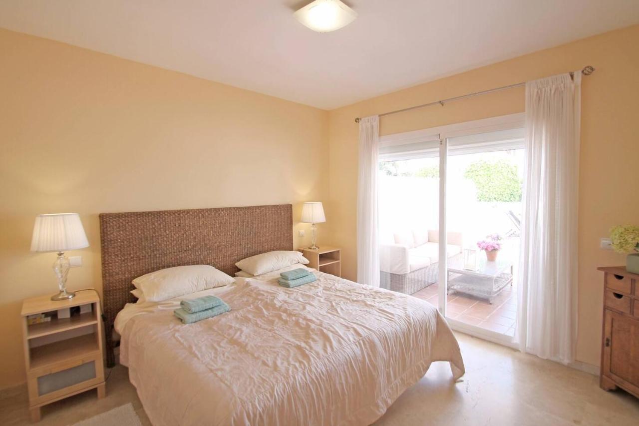 Luxury, Spacious 2 Bed Apartment Estepona Exterior photo