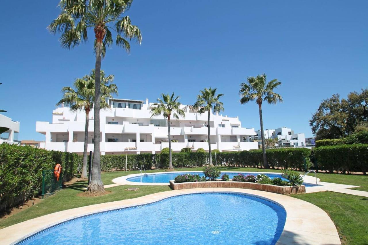 Luxury, Spacious 2 Bed Apartment Estepona Exterior photo